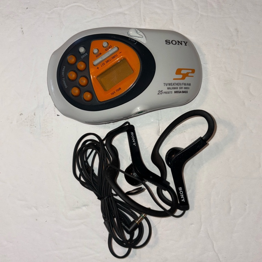 Sony SRF-M80V Sports S2 Walkman with Earbuds
